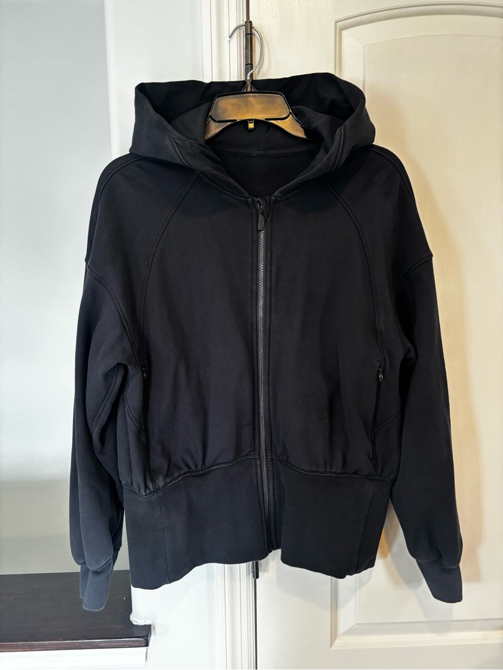 lululemon athletica Black Full-Zip Hooded Jacket